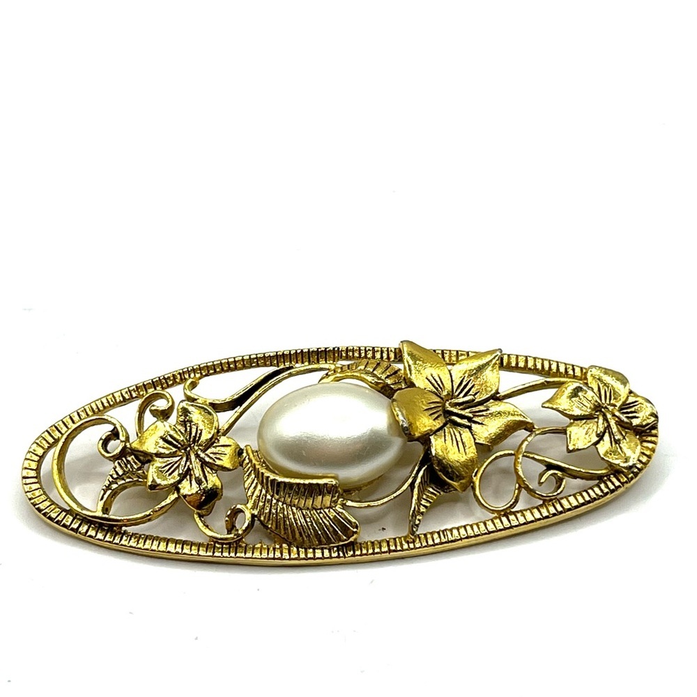 Victorian Filigree Brooch Oval Center Pearl Cabochon Floral Brooch
